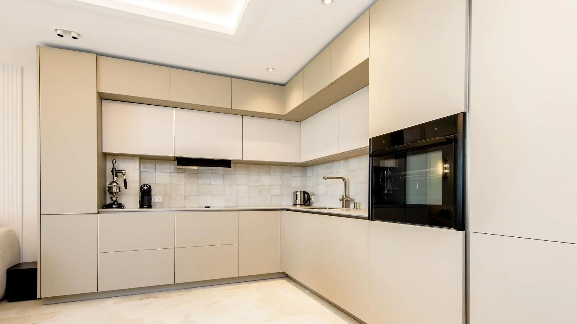Playa Miraflores Luxury Beachfront Apartment Sitio de Calahonda Spanien